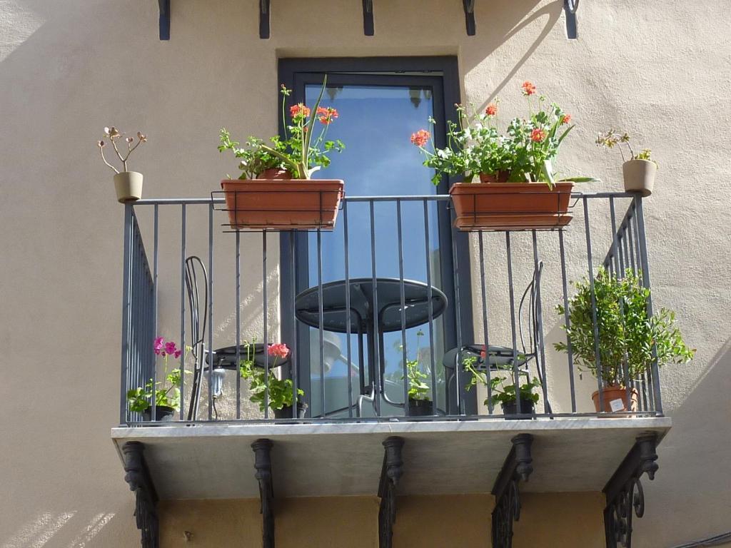 Wundergarten Dimora Dei Frati Gratteri Номер фото
